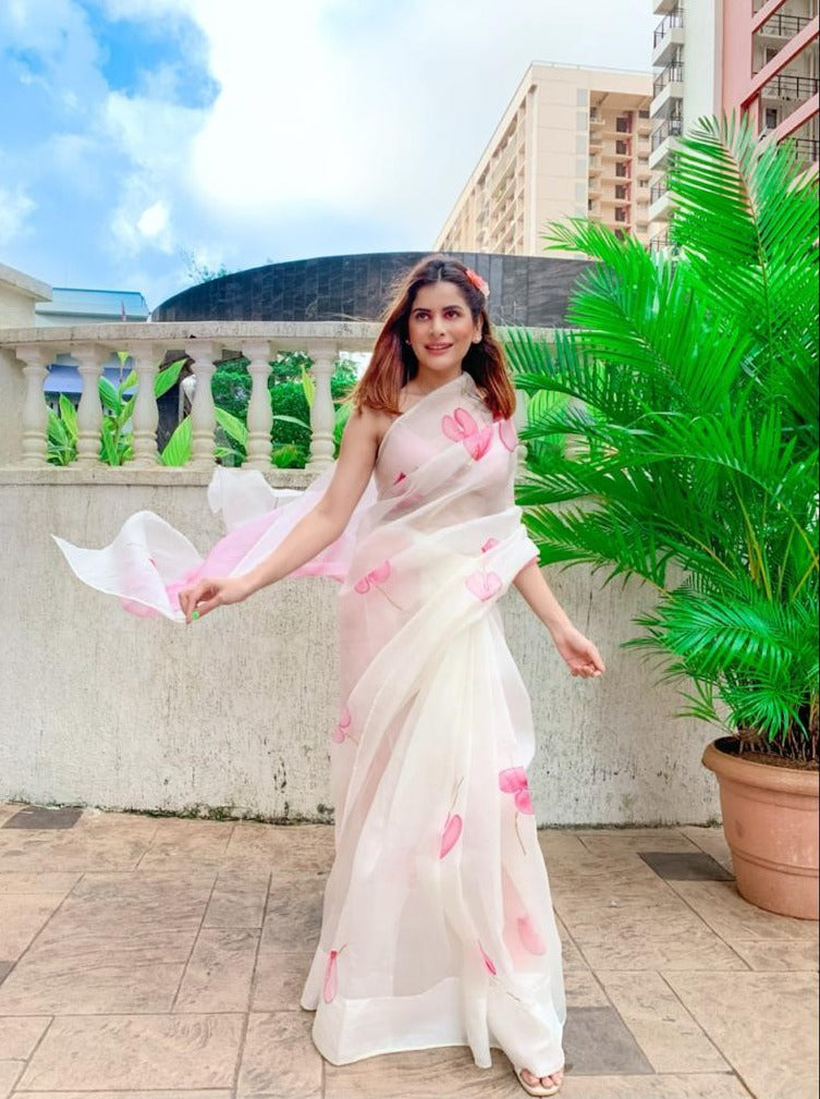 White Saree Look for Farewell | Desi Aesthetic